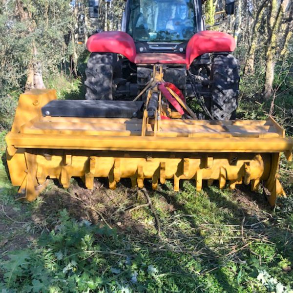 The forestry mulcer BF 500 has shredded the braches in the forest